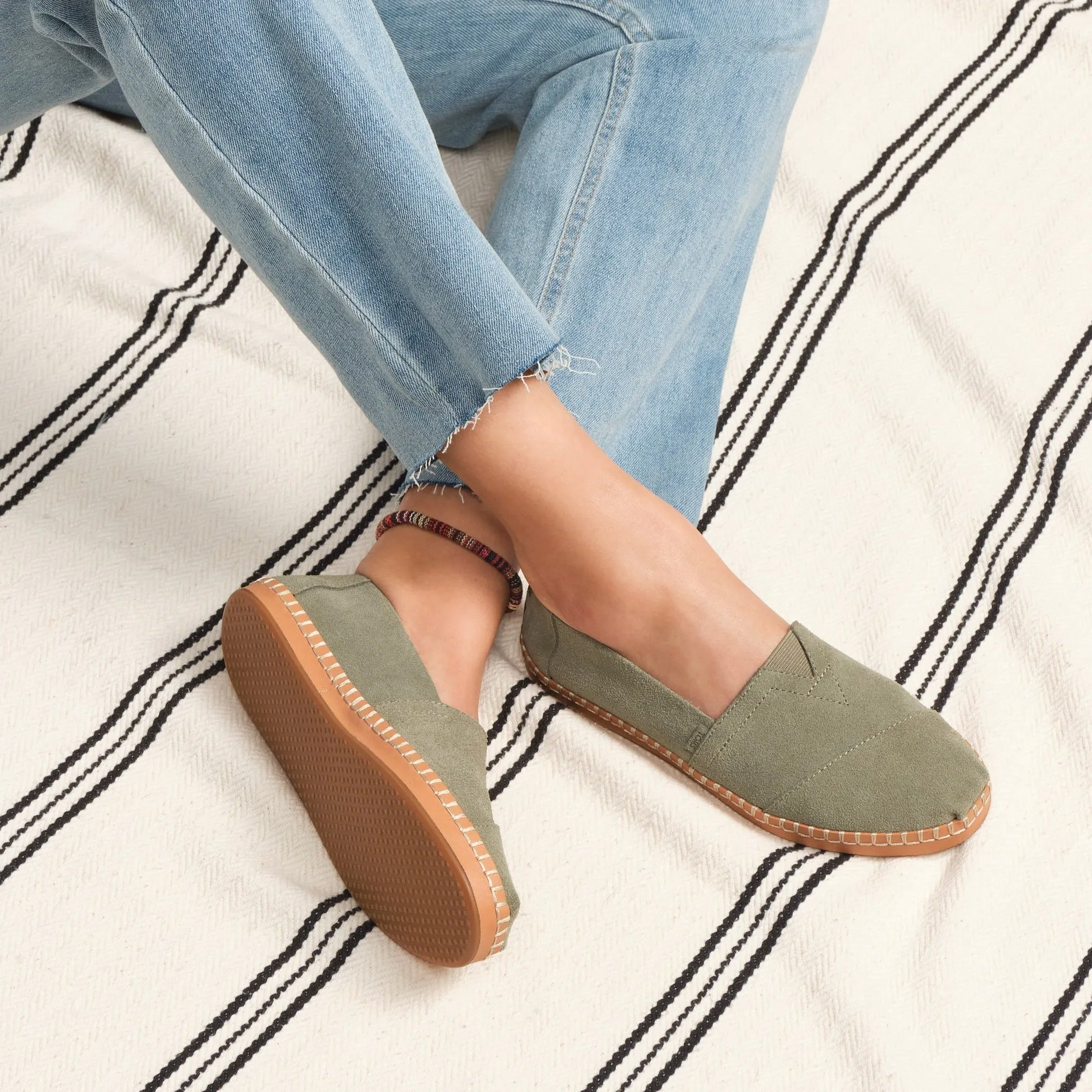 Alpargata Vetiver Suede Leather Wrap