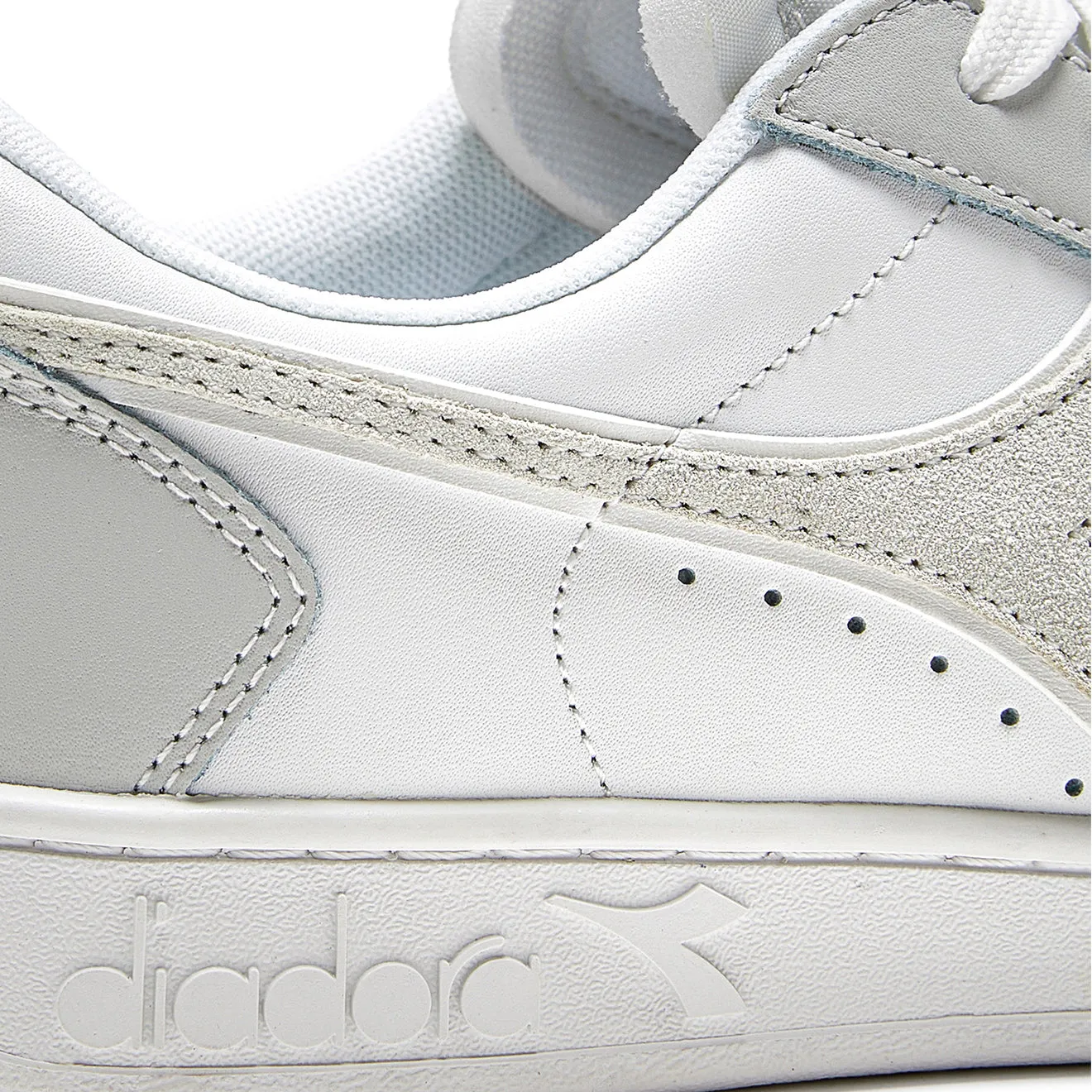 Diadora Womens Magic Basket Low Leather Trainer Dawn Blue / White