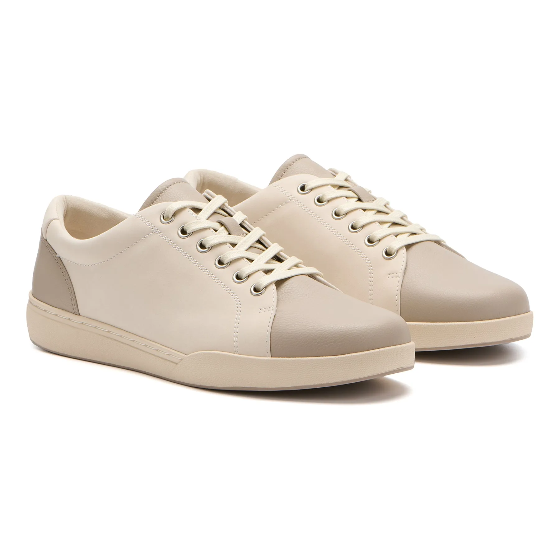 Encore Sneaker