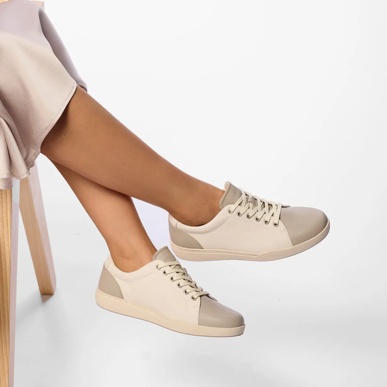 Encore Sneaker
