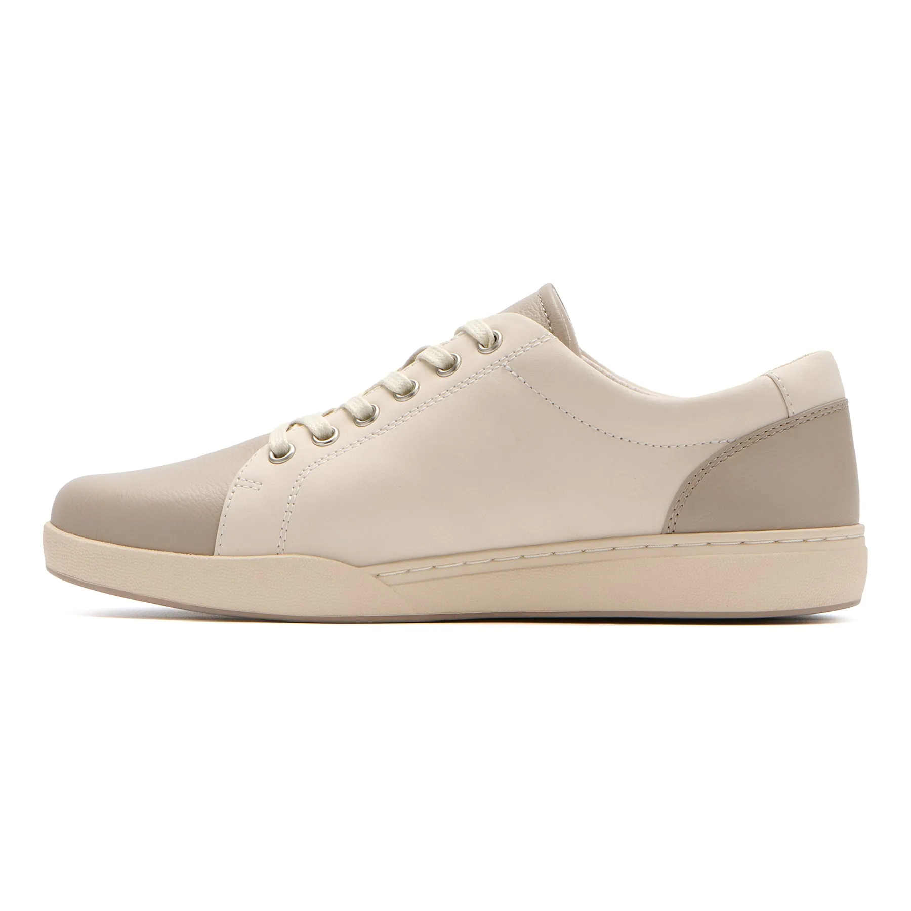 Encore Sneaker