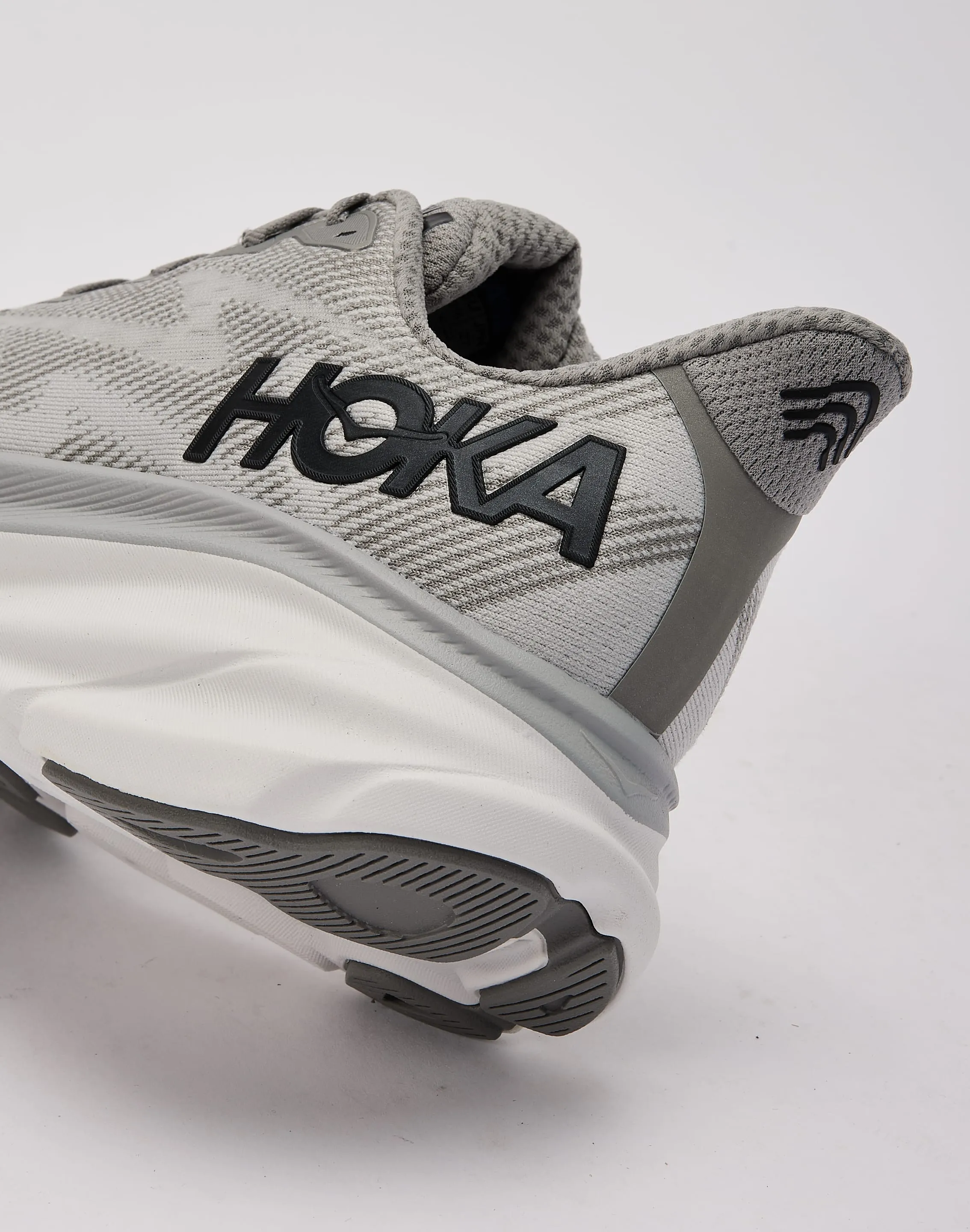 HOKA Clifton 9