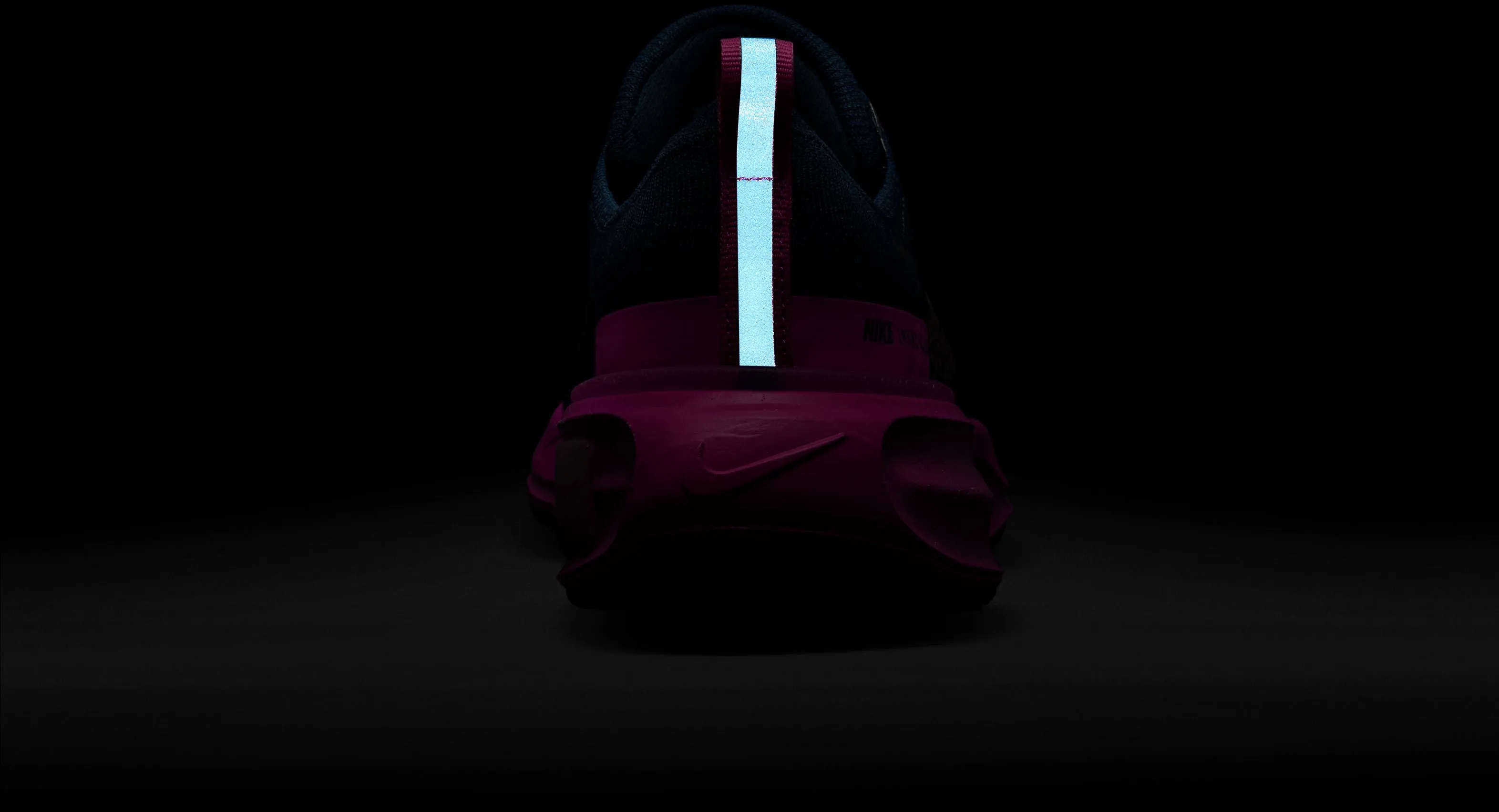 Invincible 3 Women's Road Running Shoes