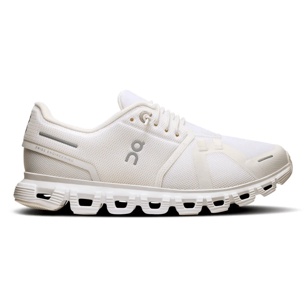 On Running Women's Cloud 6 White/White