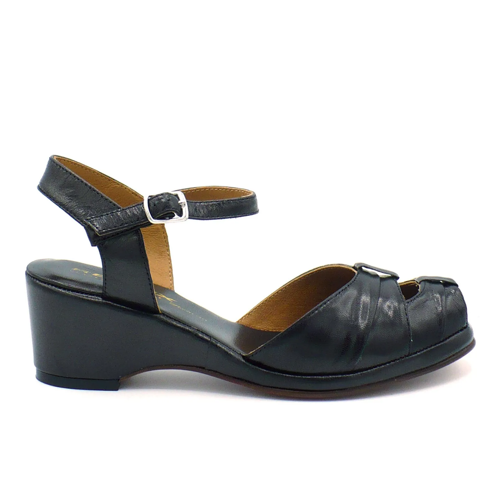 Pleated Toe