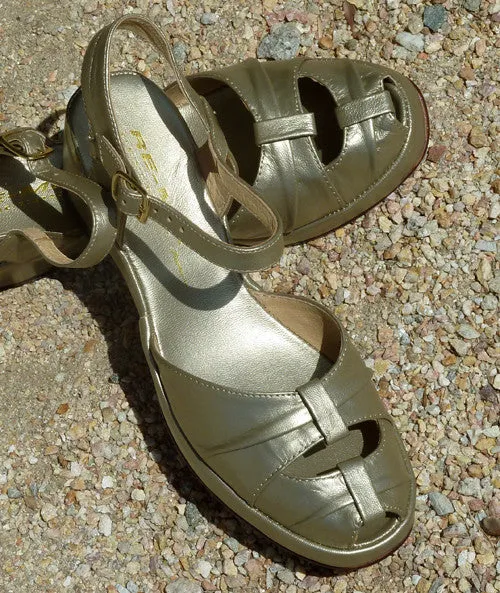 Pleated Toe
