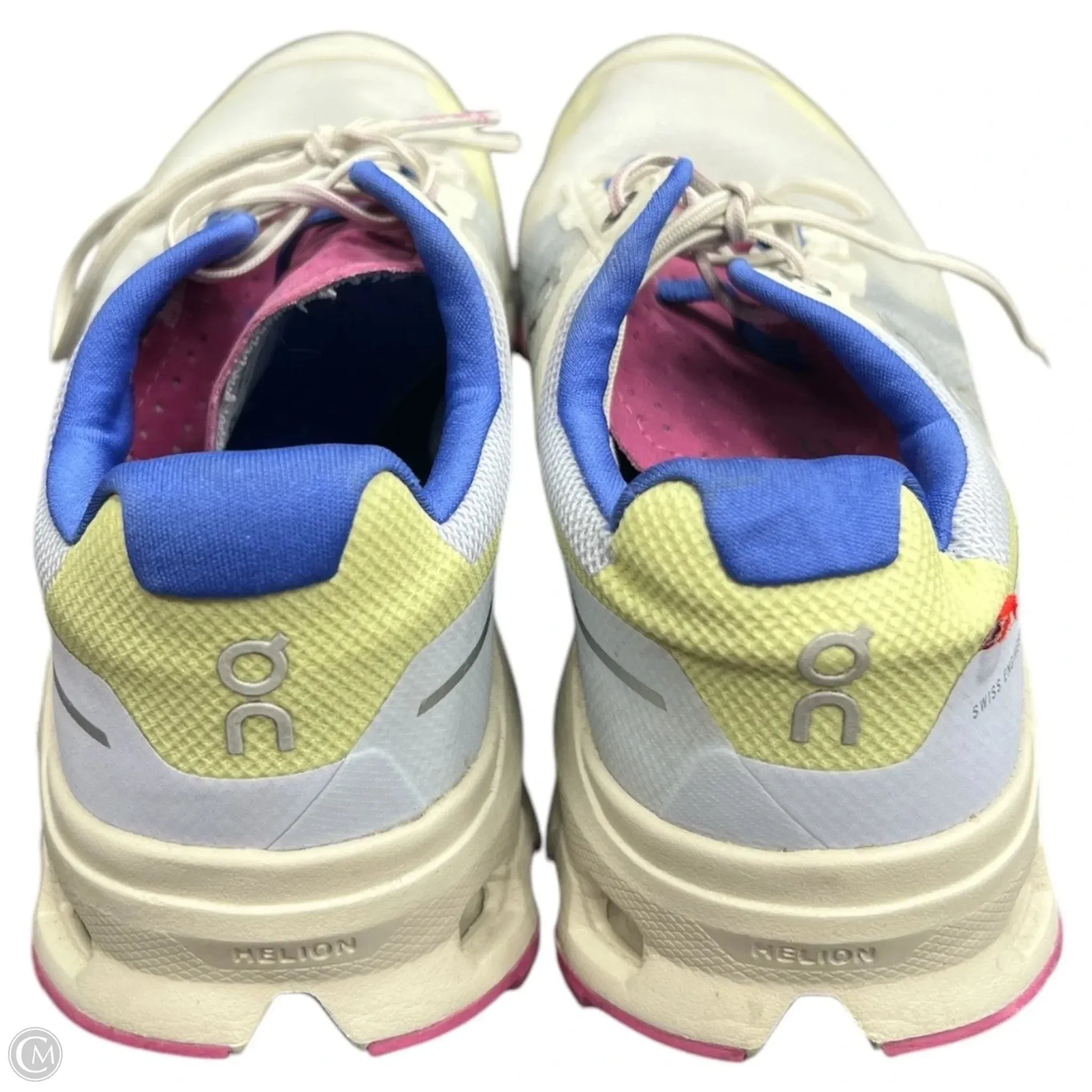 Shoes Athletic By On In Grey, Size: 6.5
