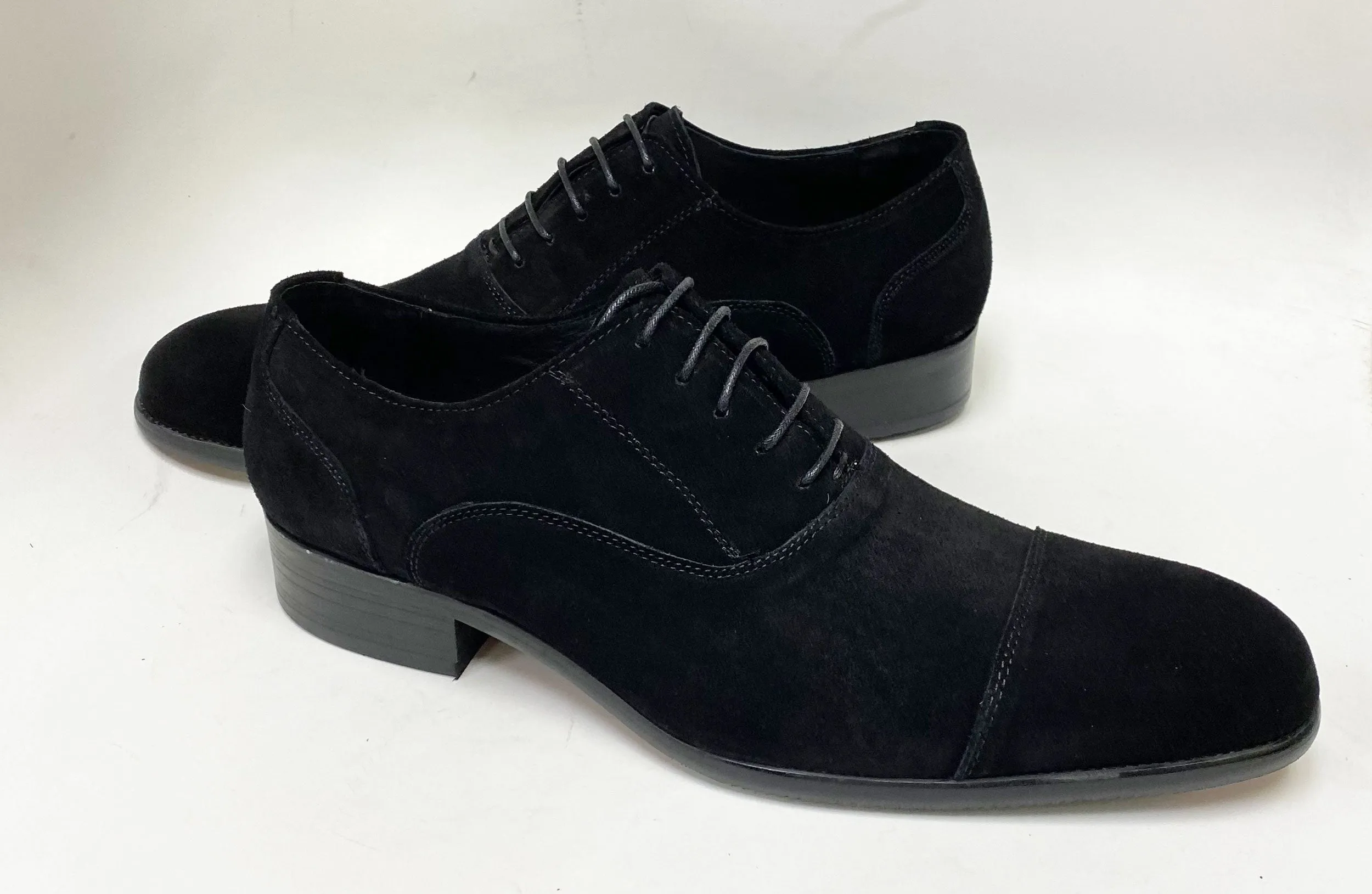 Suede Lace-Up Oxford Black