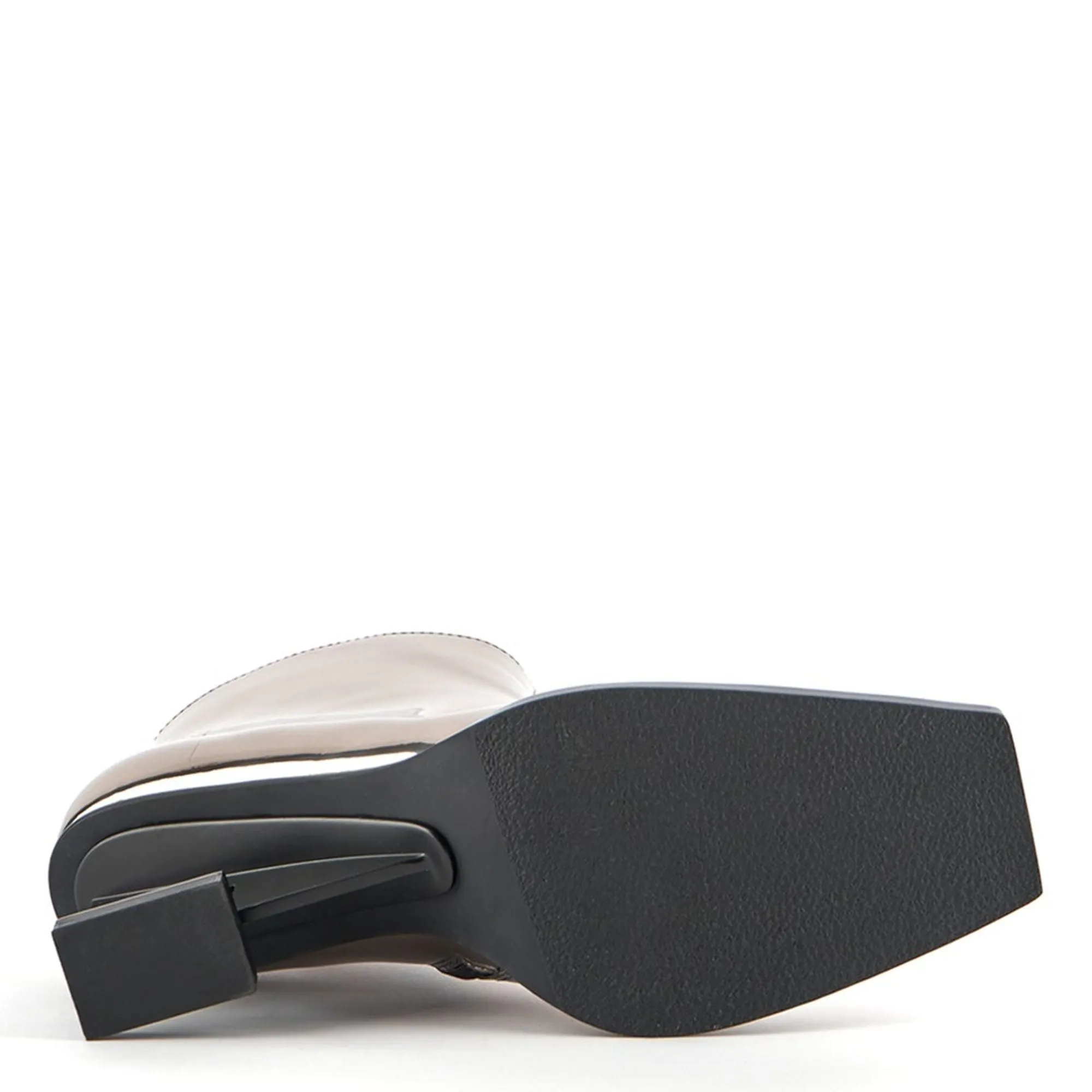 Un Bootie Mid Ii