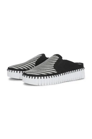 Women's Tulip Shoes In Black